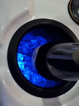 Гидромассажный спа-бассейн Kingston JCS-103 Гидромассажный спа-бассейн Kingston JCS-103