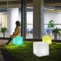 Светильник Куб 50 с питанием от АКБ, RGB Светильник Куб 50 с питанием от АКБ, RGB